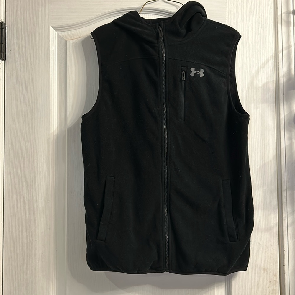 Fleece hooded vest
